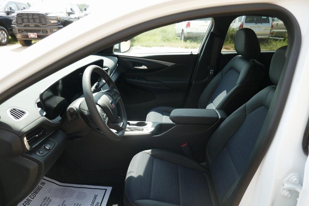 new 2026 Buick Envista car, priced at $24,925