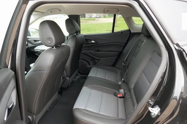 new 2025 Chevrolet Trax car, priced at $22,353