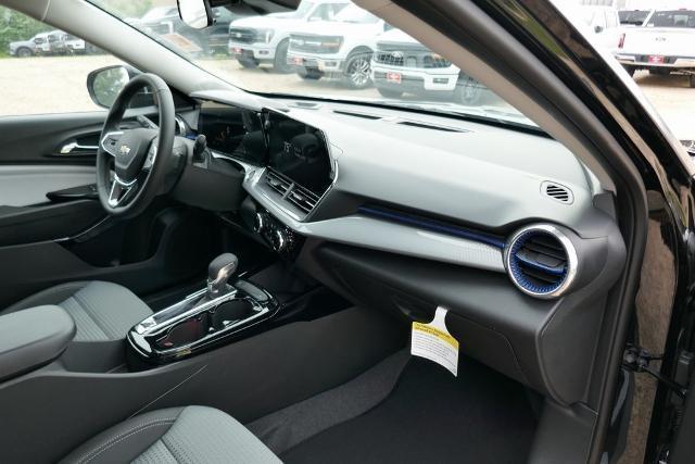 new 2025 Chevrolet Trax car, priced at $22,353