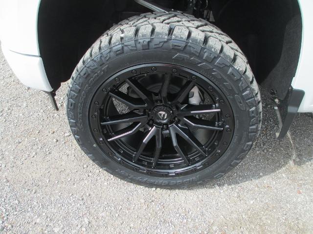 new 2025 Chevrolet Silverado 1500 car, priced at $58,520