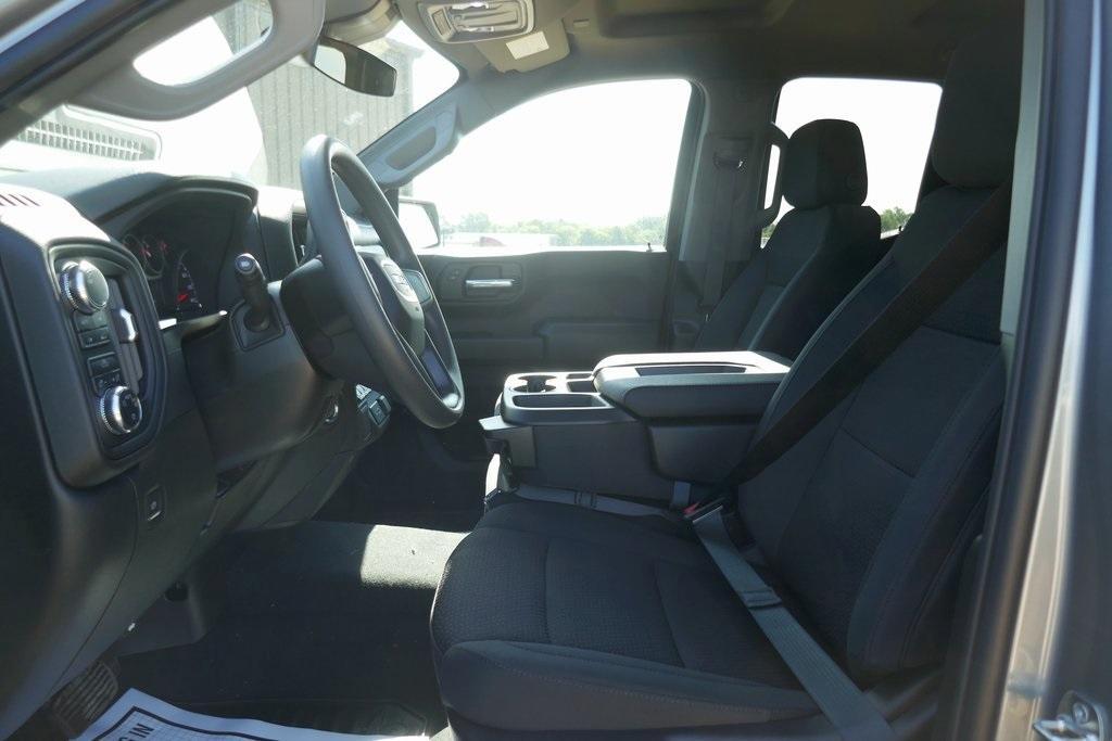 new 2025 GMC Sierra 1500 car, priced at $35,295