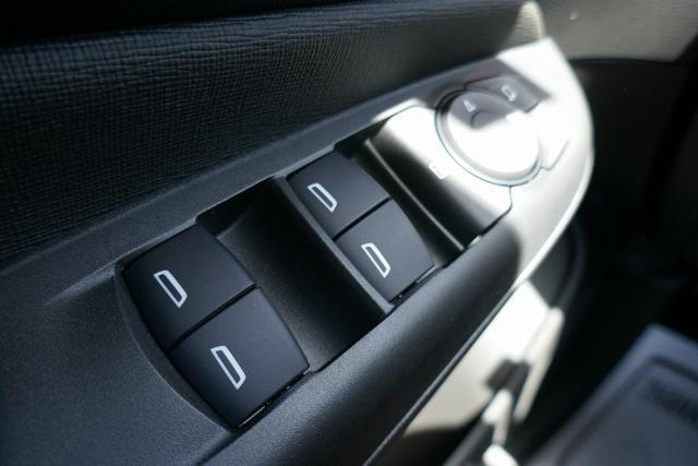 new 2025 Buick Envista car, priced at $25,517