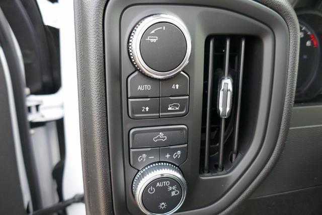 new 2025 GMC Sierra 1500 car, priced at $44,124