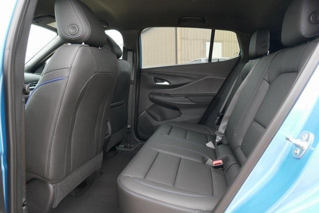 new 2025 Buick Envista car, priced at $26,002