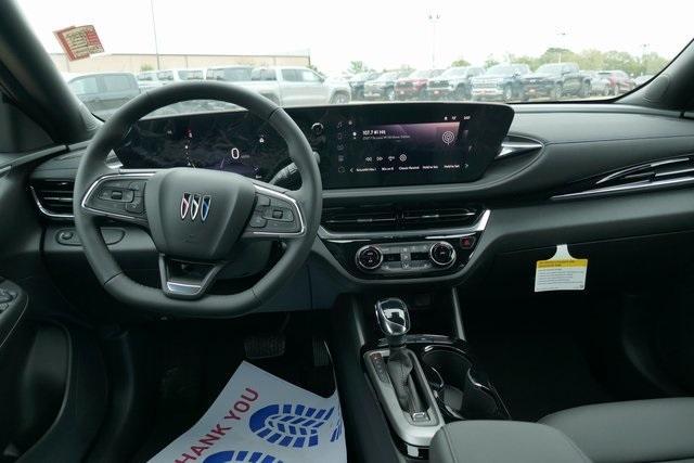 new 2025 Buick Envista car, priced at $26,002