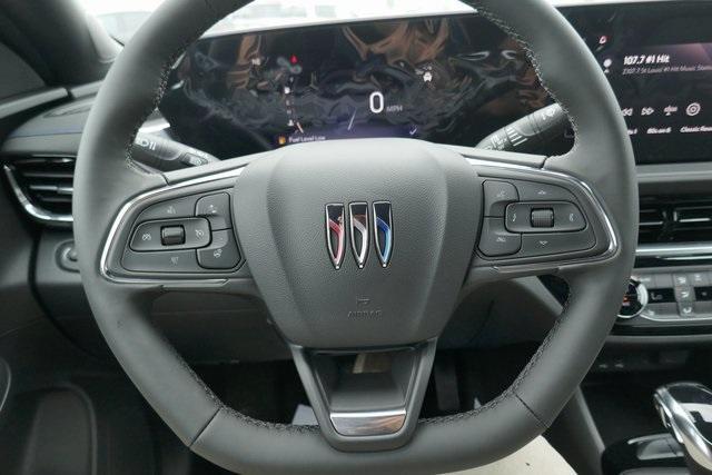 new 2025 Buick Envista car, priced at $26,002