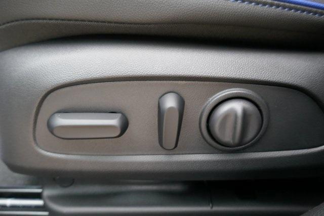 new 2025 Buick Envista car, priced at $26,002