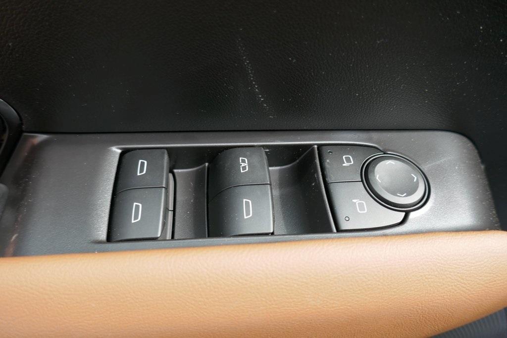 new 2025 GMC Canyon car, priced at $44,811