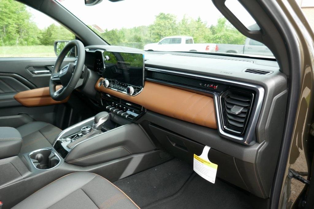new 2025 GMC Canyon car, priced at $44,811