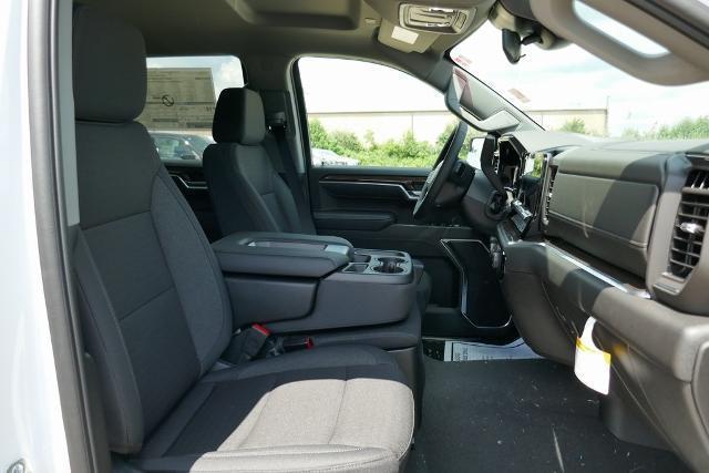 new 2025 Chevrolet Silverado 1500 car, priced at $42,395