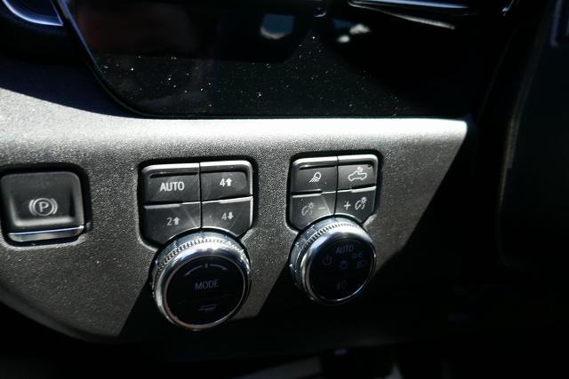 new 2025 GMC Sierra 1500 car, priced at $56,222