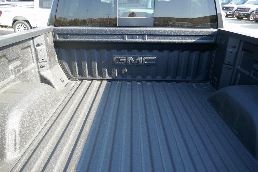 new 2026 GMC Sierra 1500 car, priced at $55,622