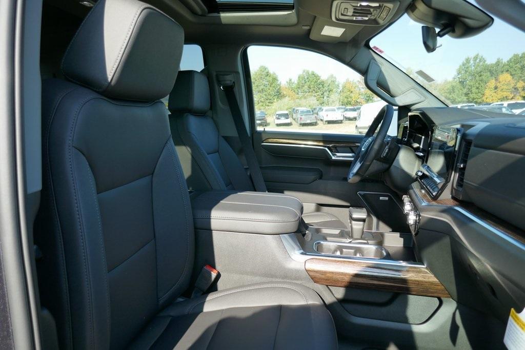 new 2026 GMC Sierra 1500 car, priced at $55,622