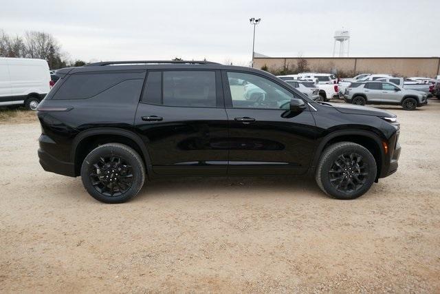 new 2025 Chevrolet Traverse car, priced at $44,780