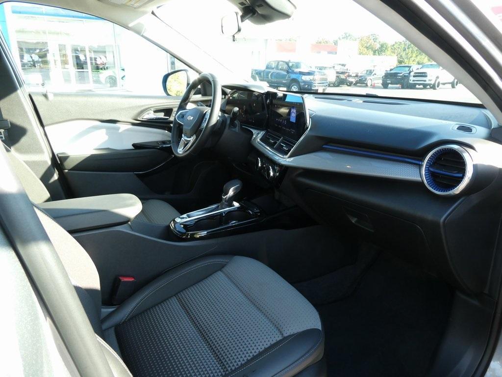 used 2024 Chevrolet Trax car, priced at $22,495