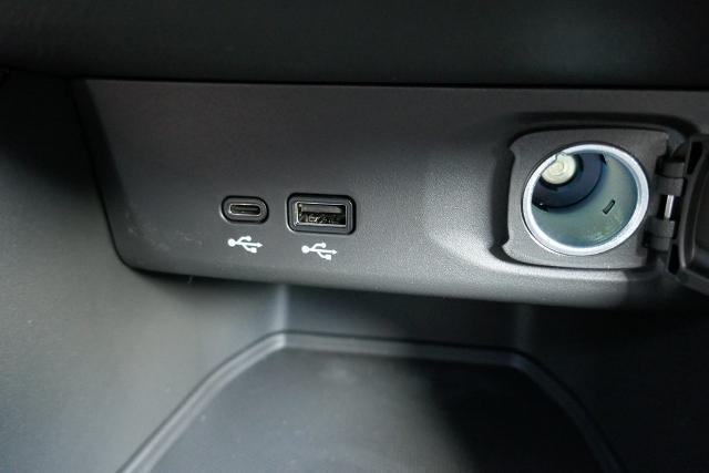 new 2025 Buick Envista car, priced at $25,517