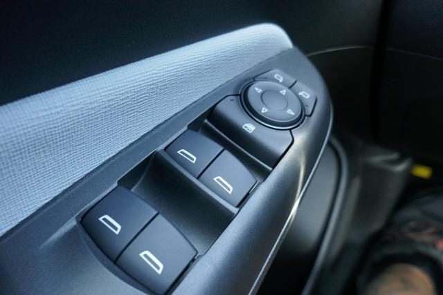 new 2025 Buick Envista car, priced at $25,517