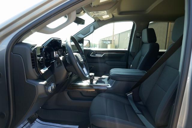 new 2025 GMC Sierra 1500 car, priced at $51,965
