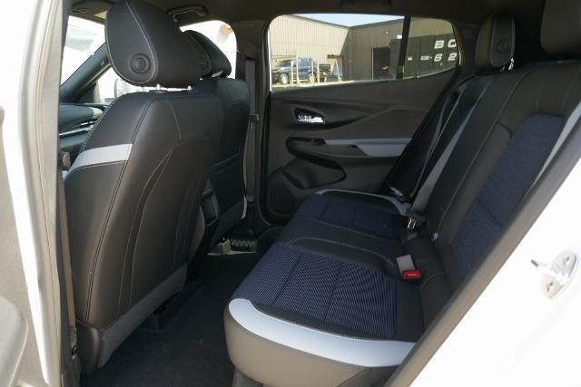 new 2025 Buick Envista car, priced at $25,062