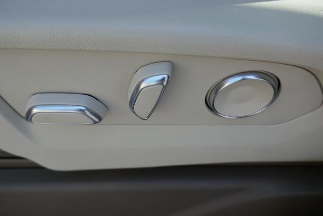 used 2023 GMC Yukon car, priced at $68,995