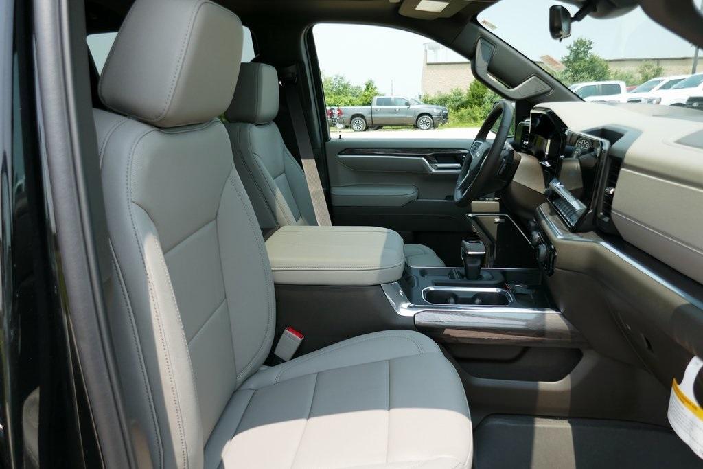 new 2025 Chevrolet Silverado 1500 car, priced at $57,370