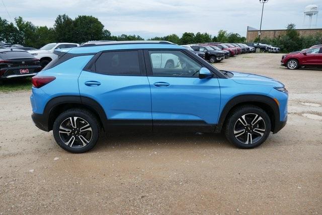 new 2025 Chevrolet TrailBlazer car, priced at $28,415