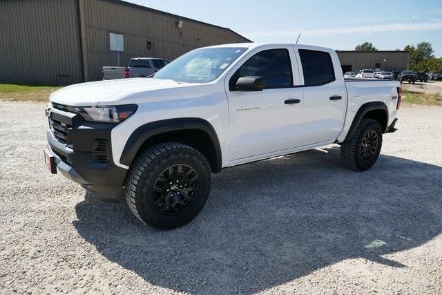 new 2024 Chevrolet Colorado car, priced at $36,995