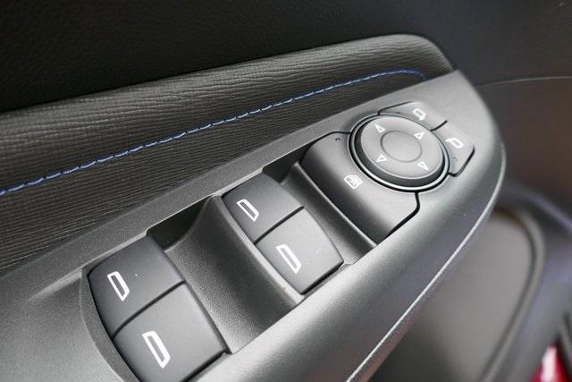 new 2025 Buick Envista car, priced at $26,002