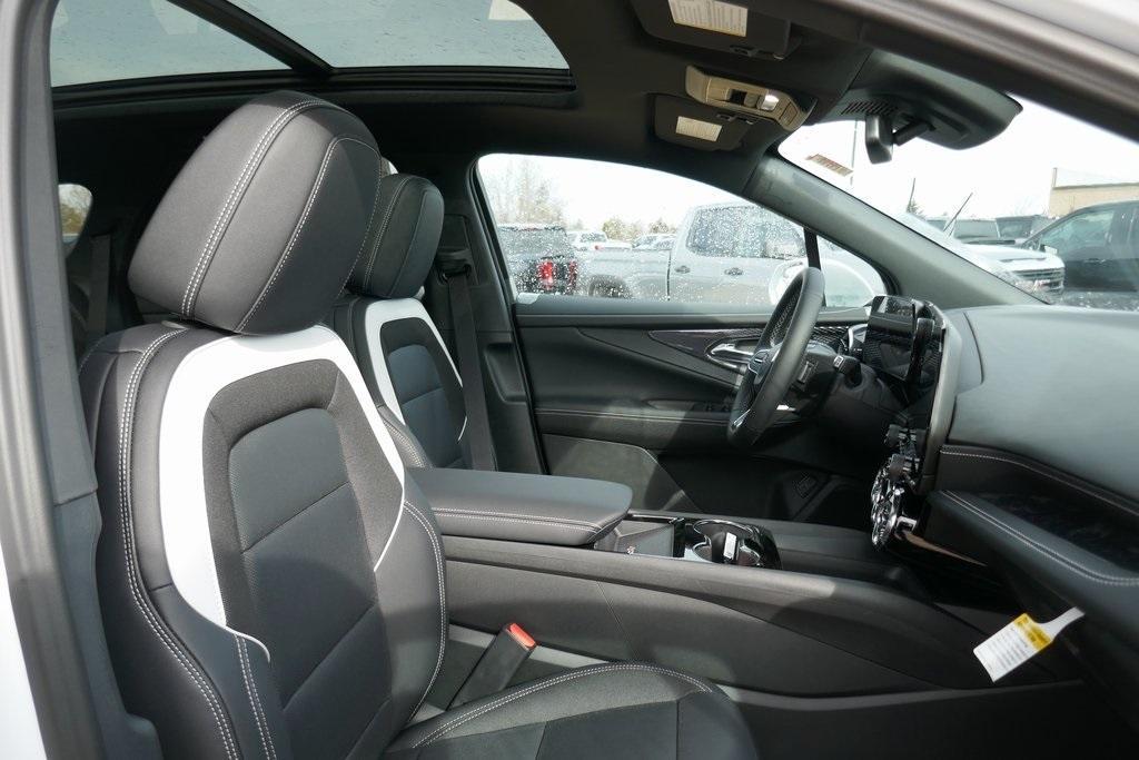 new 2025 Chevrolet Blazer EV car