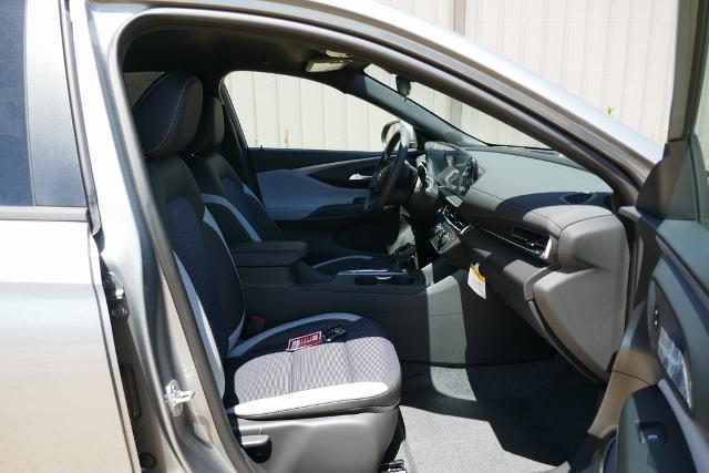 new 2025 Buick Envista car, priced at $24,602