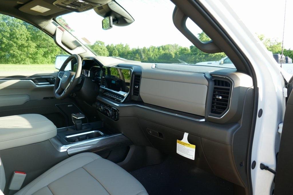new 2025 Chevrolet Silverado 1500 car, priced at $55,070
