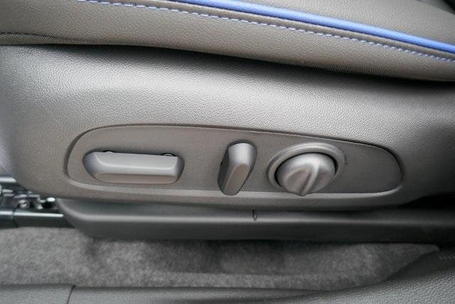 new 2025 Buick Envista car, priced at $26,002