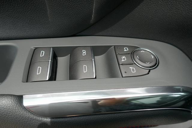 new 2025 Chevrolet Traverse car, priced at $58,095