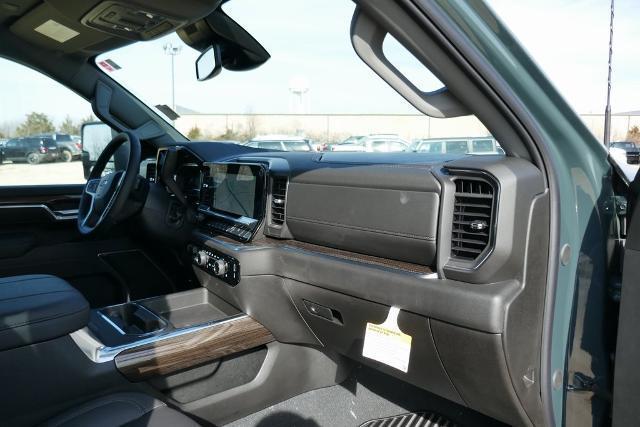 new 2025 Chevrolet Silverado 2500 car, priced at $71,654