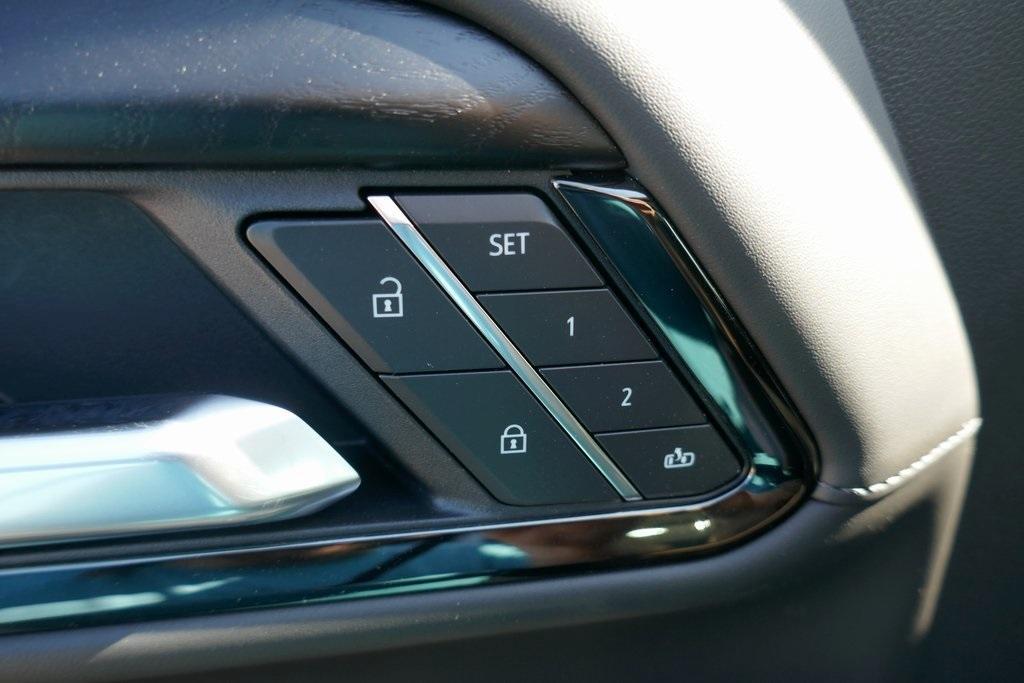 new 2025 GMC Sierra 2500 car, priced at $83,054