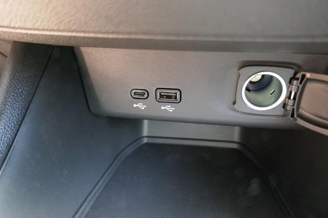 new 2025 Buick Envista car, priced at $24,146