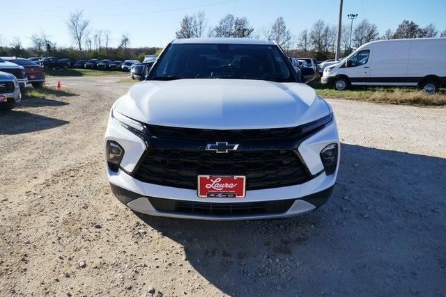 new 2025 Chevrolet Blazer car, priced at $32,666