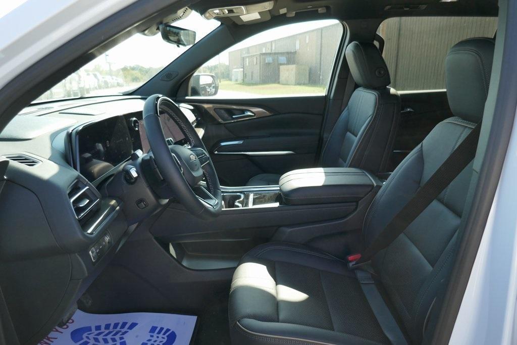 new 2026 Chevrolet Traverse car, priced at $59,490