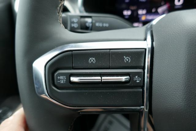 new 2025 GMC Canyon car, priced at $52,768