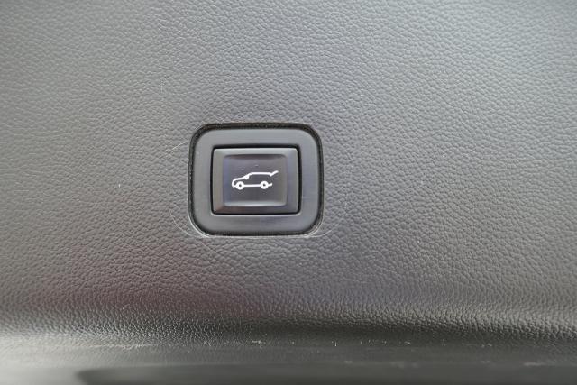 used 2020 Chevrolet Traverse car, priced at $20,995