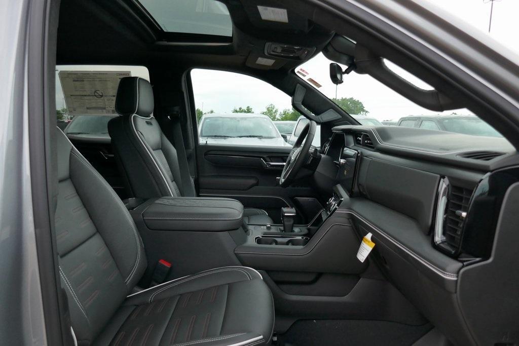 new 2025 GMC Sierra 1500 car