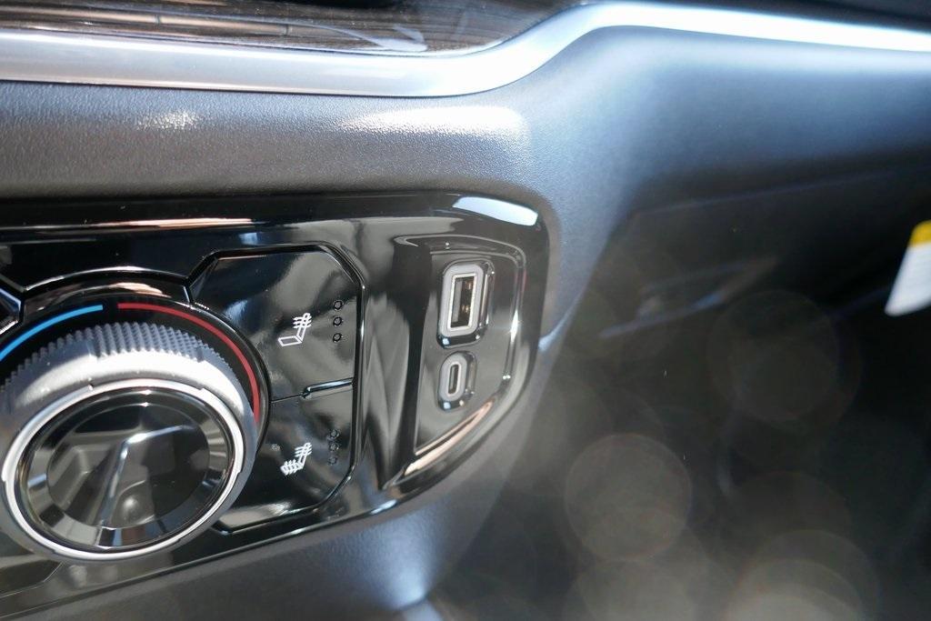 new 2025 Chevrolet Silverado 1500 car, priced at $53,805