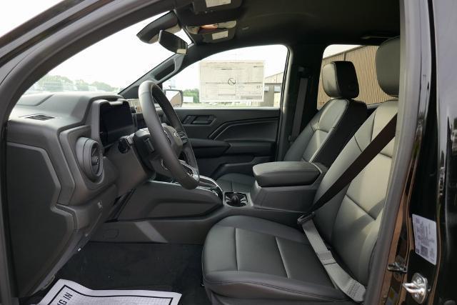 new 2025 Chevrolet Colorado car, priced at $40,560