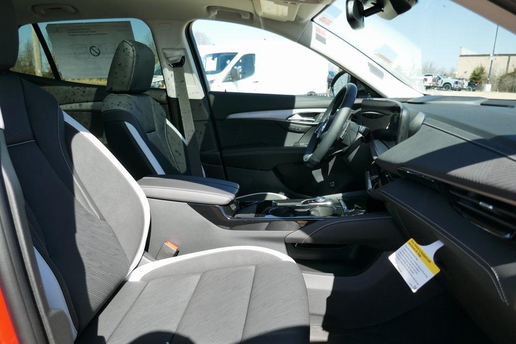 new 2025 Buick Envision car, priced at $40,834