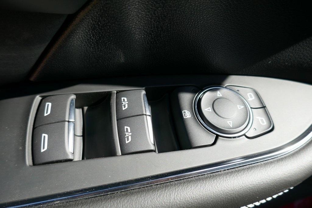 new 2025 Buick Envision car, priced at $40,834