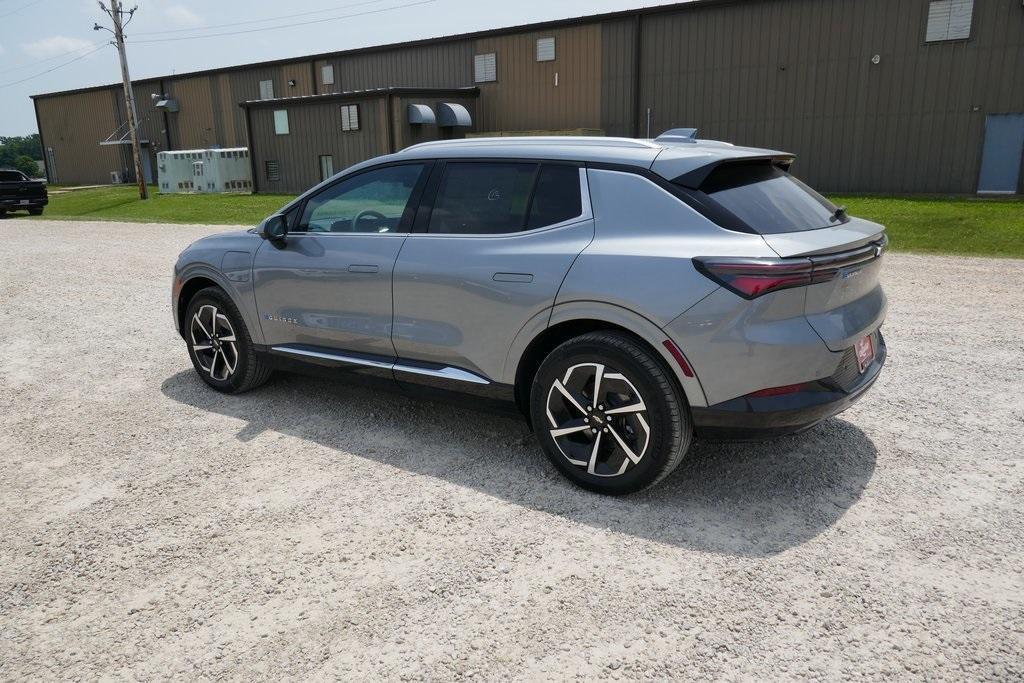 new 2025 Chevrolet Equinox EV car, priced at $35,788
