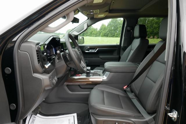 new 2025 Chevrolet Silverado 1500 car, priced at $57,015
