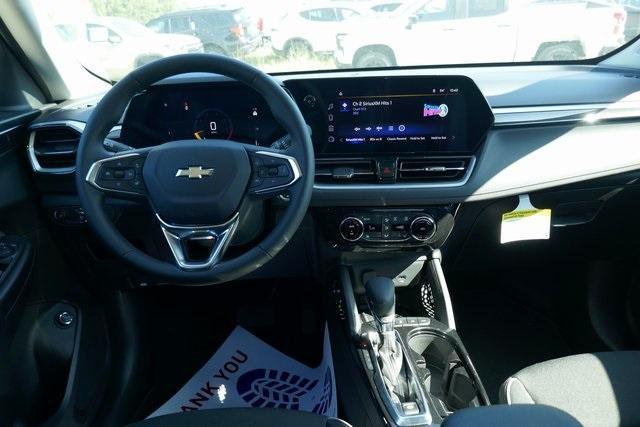 new 2025 Chevrolet TrailBlazer car, priced at $28,274
