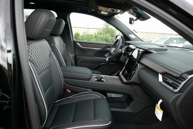 new 2025 GMC Acadia car, priced at $61,471