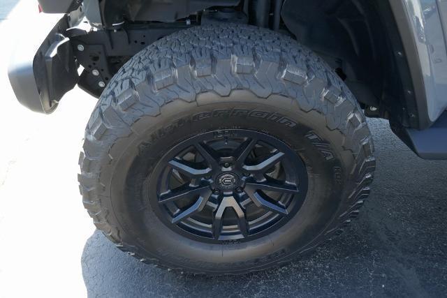 used 2023 Jeep Gladiator car, priced at $41,495